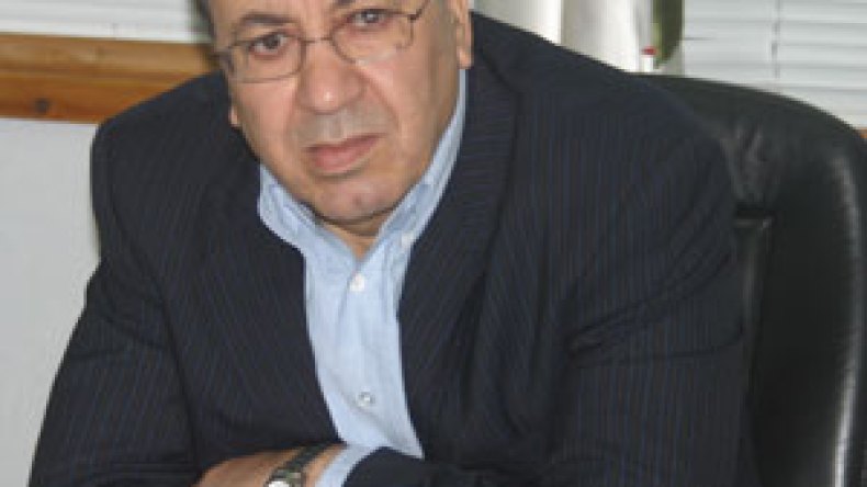 تومي تكرم بن تركي لدفاعه عن قاعة الأطلس التي رممت بـ 900 مليون دينار