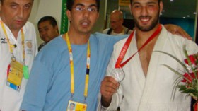 بن يخلف يتحصل على الميدالية الفضية ويرفع الراية الجزائرية عاليا