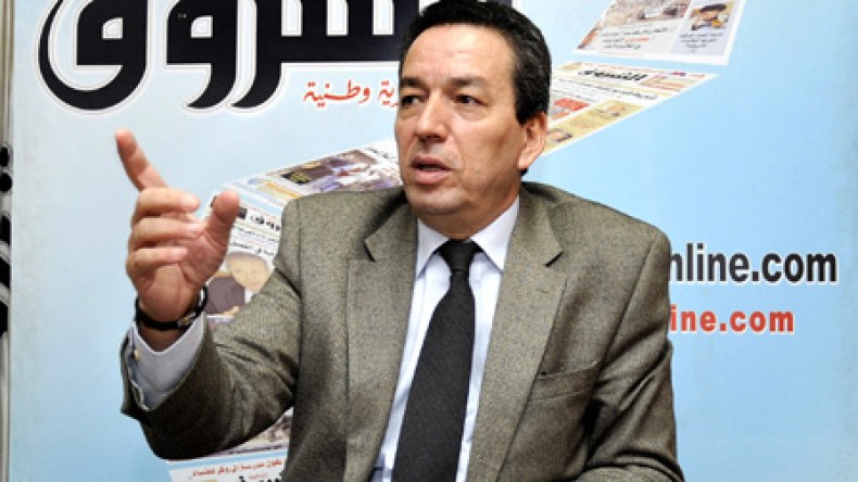 بن يونس يشرف على منح جائزة الجودة للصناعة وترقية الاستثمار