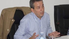 بن يونس: أنا مع بشار الأسد