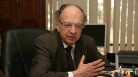 الإضراب ليس حلا.. وقرارات بن غبريط خاطئة!