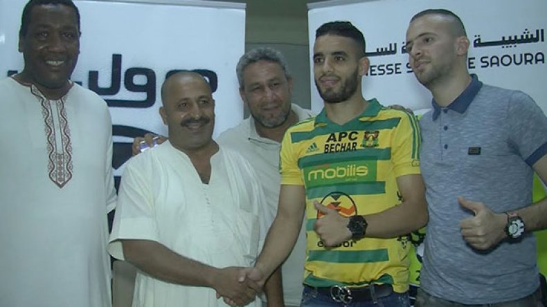 بن علجية يمضي للساورة والإدارة تسرح خمسة لاعبين
