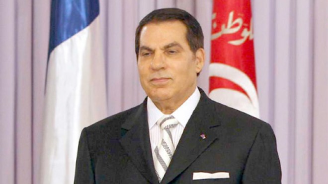 بن علي يشرب الخمر في السعودية!