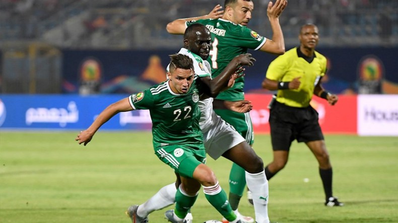 بلماضي يحذر بن ناصر من مفاوضات ميلان