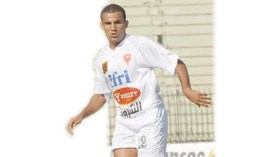 الحمراوة يرضخون لرغبة قرباج وسيلعبون مباراة الوفاق