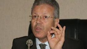 بن بوزيد يعد برفع منحة تصحيح البكالوريا إلى 1000 دج