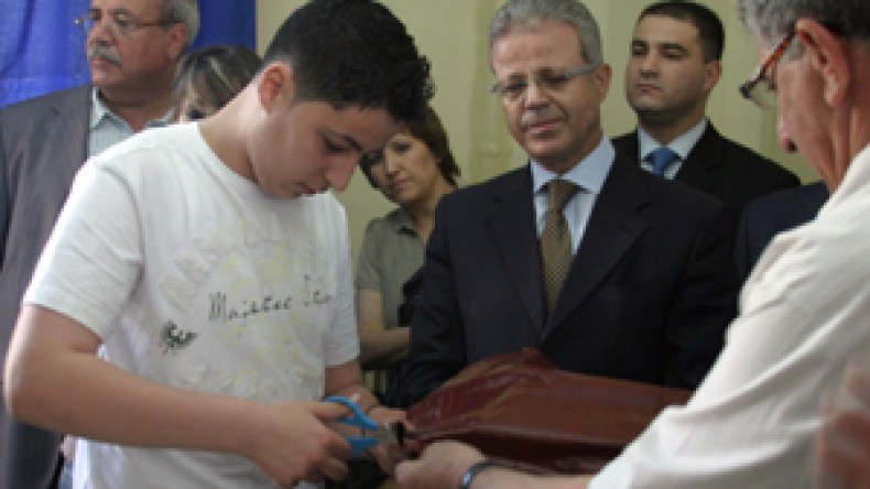 طائرات “هيلكوبتر” و30 ألف رجل أمن لنقل أسئلة البكالوريا