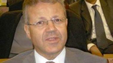 Sept syndicats se livrent une bataille pour partager les 700 milliards des oeuvres sociales