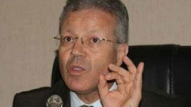 Ben Bouzid menace de poursuivre en justice ceux qui font circuler des rumeurs sur les sujets du Bac et du BEM