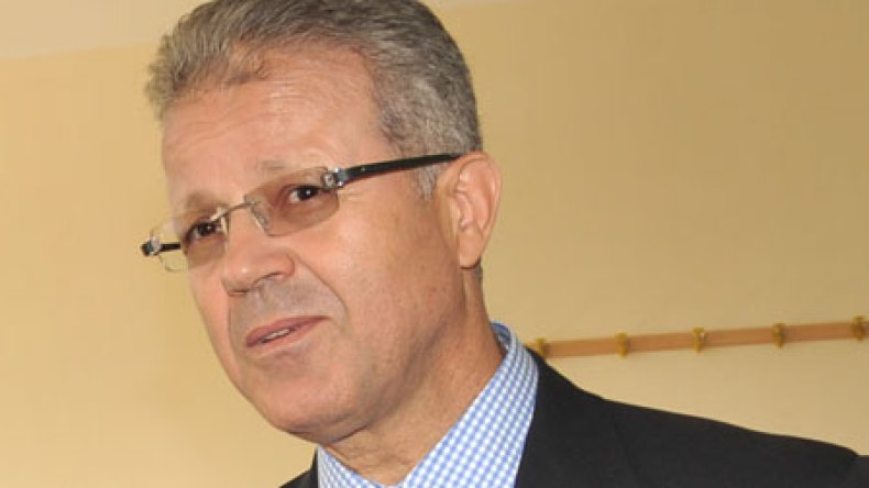 الأساتذة المتعاقدون والمدمجون يستلمون رواتبهم العالقة بالتقسيط