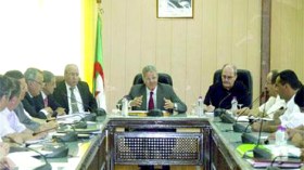 مصير الإضراب سيتحدد تبعا لنتائج اجتماع الغد بمسؤولي الوزارة
