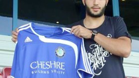 الجزائري  حمزة  بن  شريف  يمدد  عقده  في  ماكلسفيلد  الانجليزي