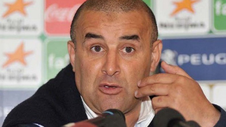 بن شيخة يقترب من تدريب الرجاء الموسم القادم