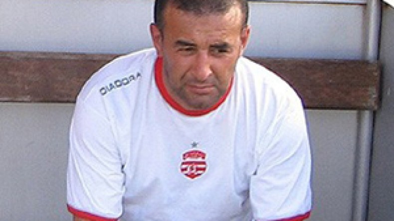 صايبي‭ ‬يغادر‭ ‬التربص‭ ‬والاستنجاد‭ ‬بسليماني‭ ‬