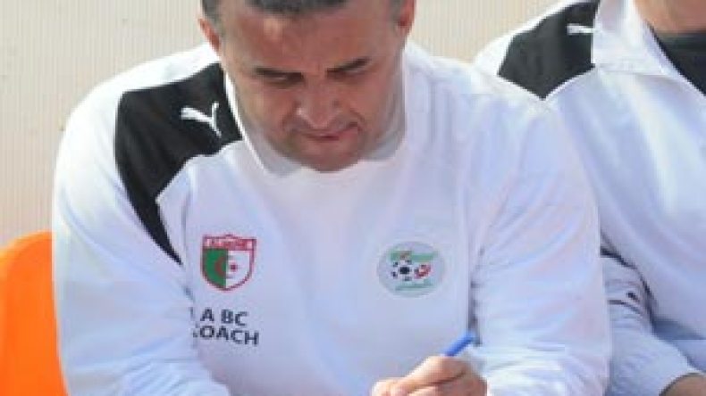 منتخب‭ ‬المحليين‭ ‬يشد‭ ‬الرحال‭ ‬نحو‭ ‬ليبيا‭ ‬اليوم‭ ‬بحارسين‭ ‬فقط