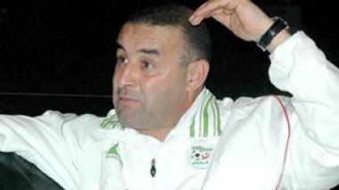 Algeria coach sets new list of players