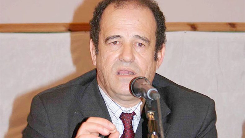 بن دعماش: بطاقات إلكترونية رسمية ستعوض بطاقات الفنان قريبا