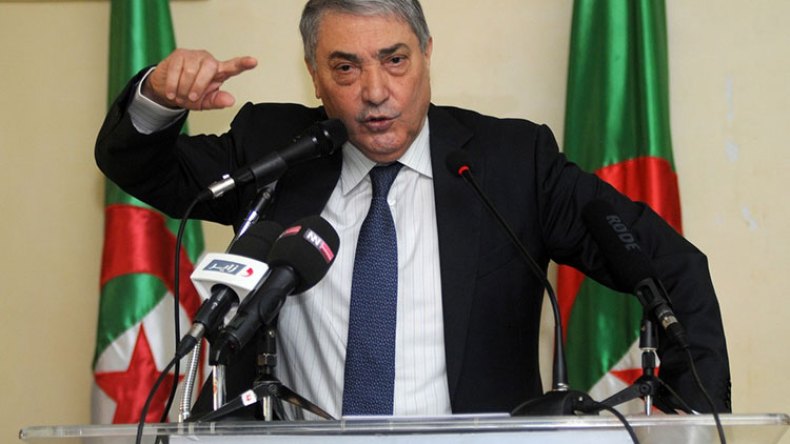 بن فليس: يجب حماية الدولة