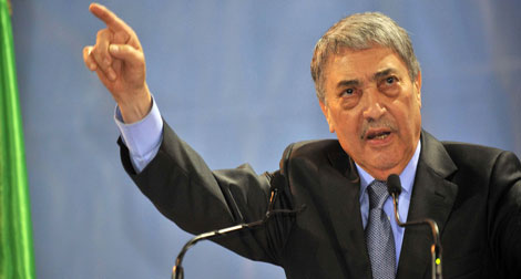 Benflis: “Je déposerai une demande pour l’agrément de mon parti”