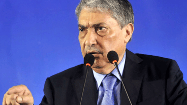 Benflis: “Les locales sont dénuées de sérieux”