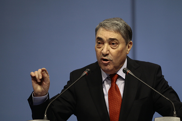 Benflis: «Celui qui veut démissionner, qu’il le fasse»