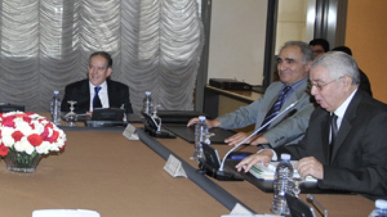 هيئة‭ ‬بن‭ ‬صالح‭ ‬تستقبل‭ ‬كتلة‭ ‬الأحرار‭ ‬بالغرفة‭ ‬السفلى‭ ‬والثلث‭ ‬الرئاسي