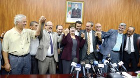 بن غبريط “تتصالح” مع النقابات لتجنّب الإضرابات!