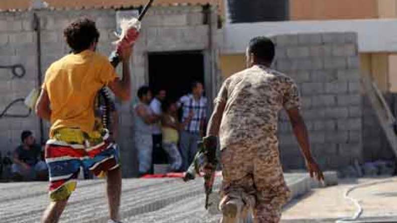 تجدّد الاشتباكات بين الجيش الليبي و”أنصار الشريعة” في بنغازي