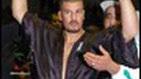 بن قاسمية يواجه الفرنسي حساين يوم 2 افريل