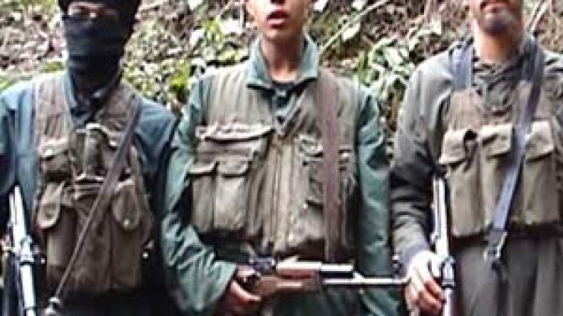 تفاصيل مثيرة حول فرار الإرهابيين وتجنيد عبد القهار بلحاج في “سرية بوغني”