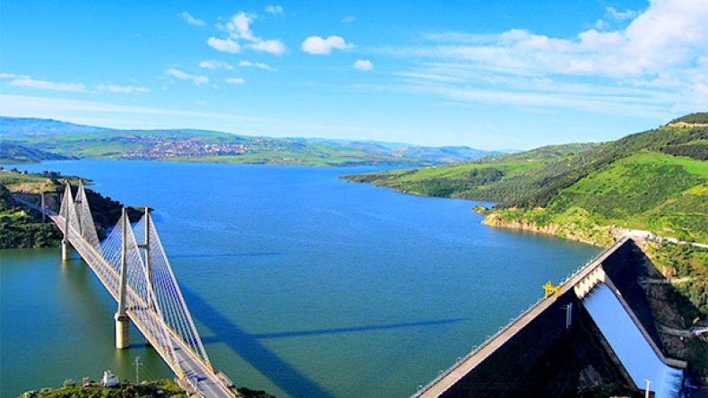 وفاة تلميذين غرقا في سد بني هارون في ميلة