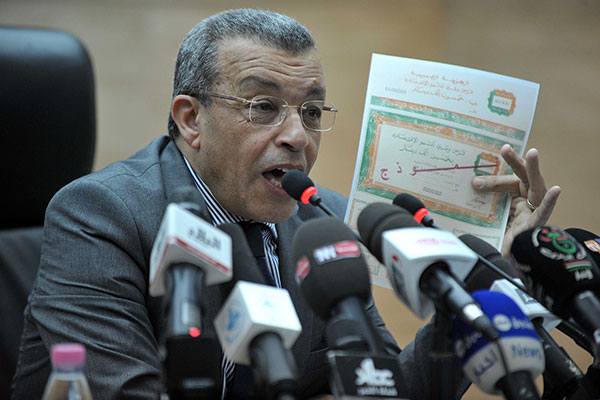 Benkhalfa annonce le lancement de l’emprunt obligataire