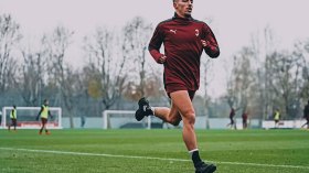 بن ناصر يعود مجدّدا إلى الملاعب ويريح مدرب ميلان 