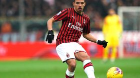 الدوليون الجزائريون مطلوبون بقوة في سوق تحويلات اللاعبين