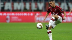 بن ناصر يتبرّع ماليا لِضحايا “كورونا” بِإيطاليا