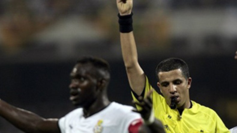 بنوزة:”لا أجد حرجا في إدارة مباراة تكون مصر طرفا فيها”