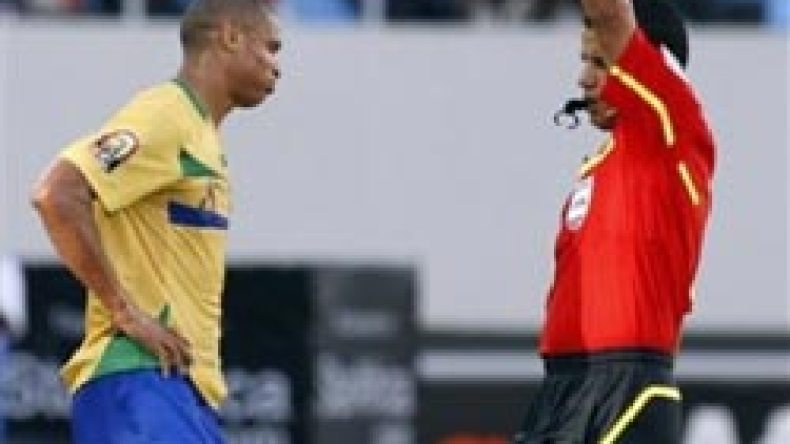 بنوزة يدير مباريات كأس آسيا 2011