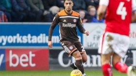 سعيد بن رحمة ينافس على لقب أفضل صانع أهداف في التشامبيونشيب