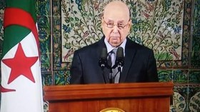 بن صالح يعلن عن إطلاق حوار بقيادة شخصيات مستقلة