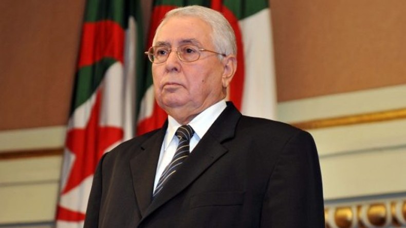 بن صالح: لا حلّ للنزاعات المسلحة سوى بالتسوية السياسية