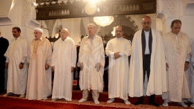 بن صالح يؤدي صلاة العيد بالمسجد الكبير بالعاصمة