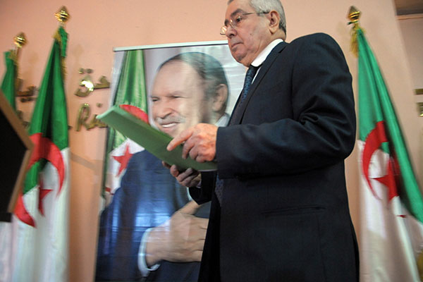 Abdelkader Bensalah steps down from RND party’s top rostrum