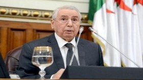 الرجل الثاني في الدولة يمثل الجزائر في القمة العربية بنواقشط
