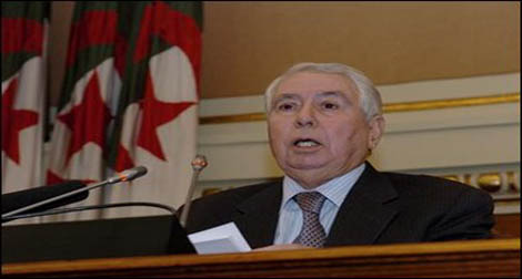 Bensalah: “Laissez le Président se reposer et revenir au pays”