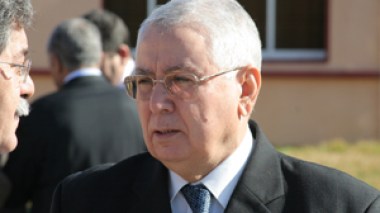 Bensalah : « Certaines parties malveillantes tentent délibérément de noircir l’image de l’Algérie et de porter atteinte à sa souveraineté »