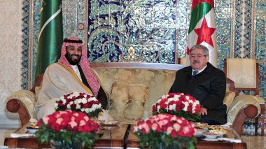 Bouteflika n’a pu recevoir, comme prévu, Ben Selmane à cause d’un problème de santé