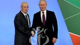 لقاء بين بن صالح وبوتين