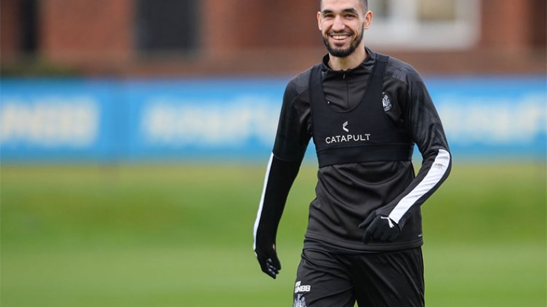 هل يعيد بلماضي اللاعب نبيل بن طالب لـ “لخضر”؟