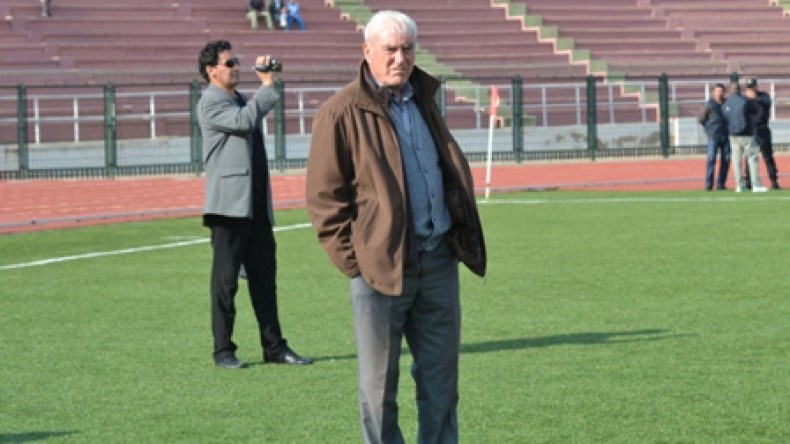 وداد تلمسان: الإدارة تجدد ثقتها في المدرب بن يلّس