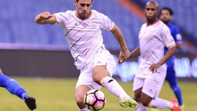 بن يطو يتلقى ضربة موجعة في السعودية